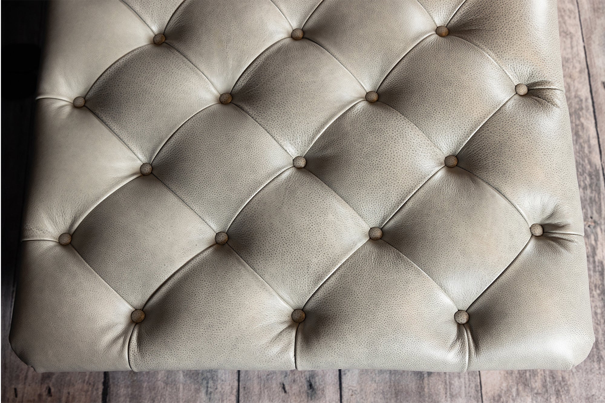 ROYAL TUFTED COFFEE TABLE OTTOMAN
