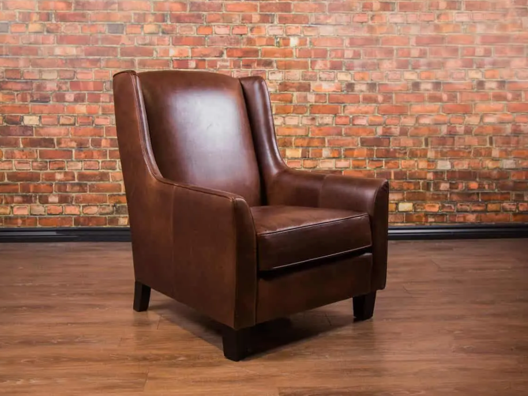 EMERSON LEATHER CHAIR