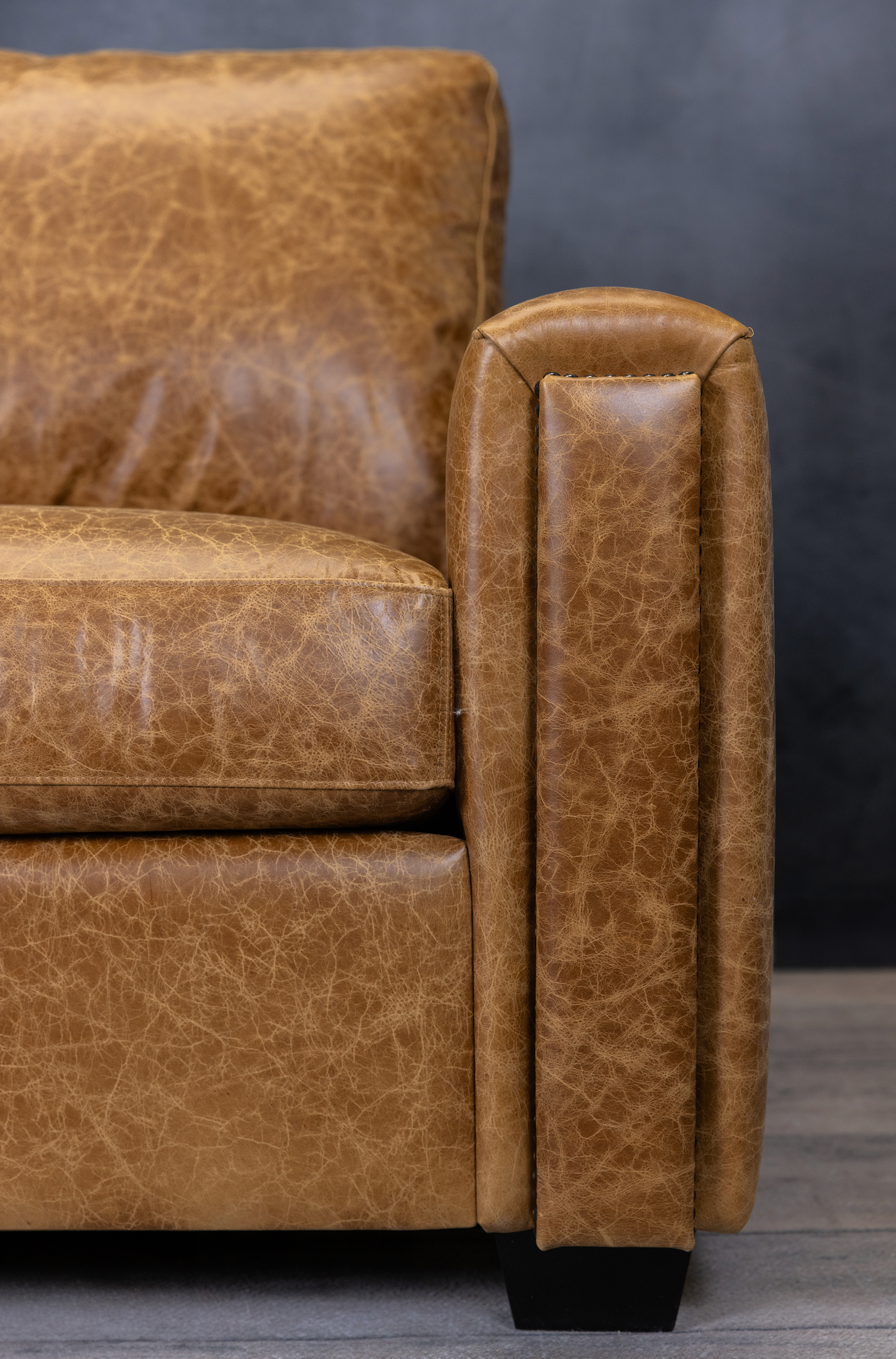 OREGON LEATHER SOFA