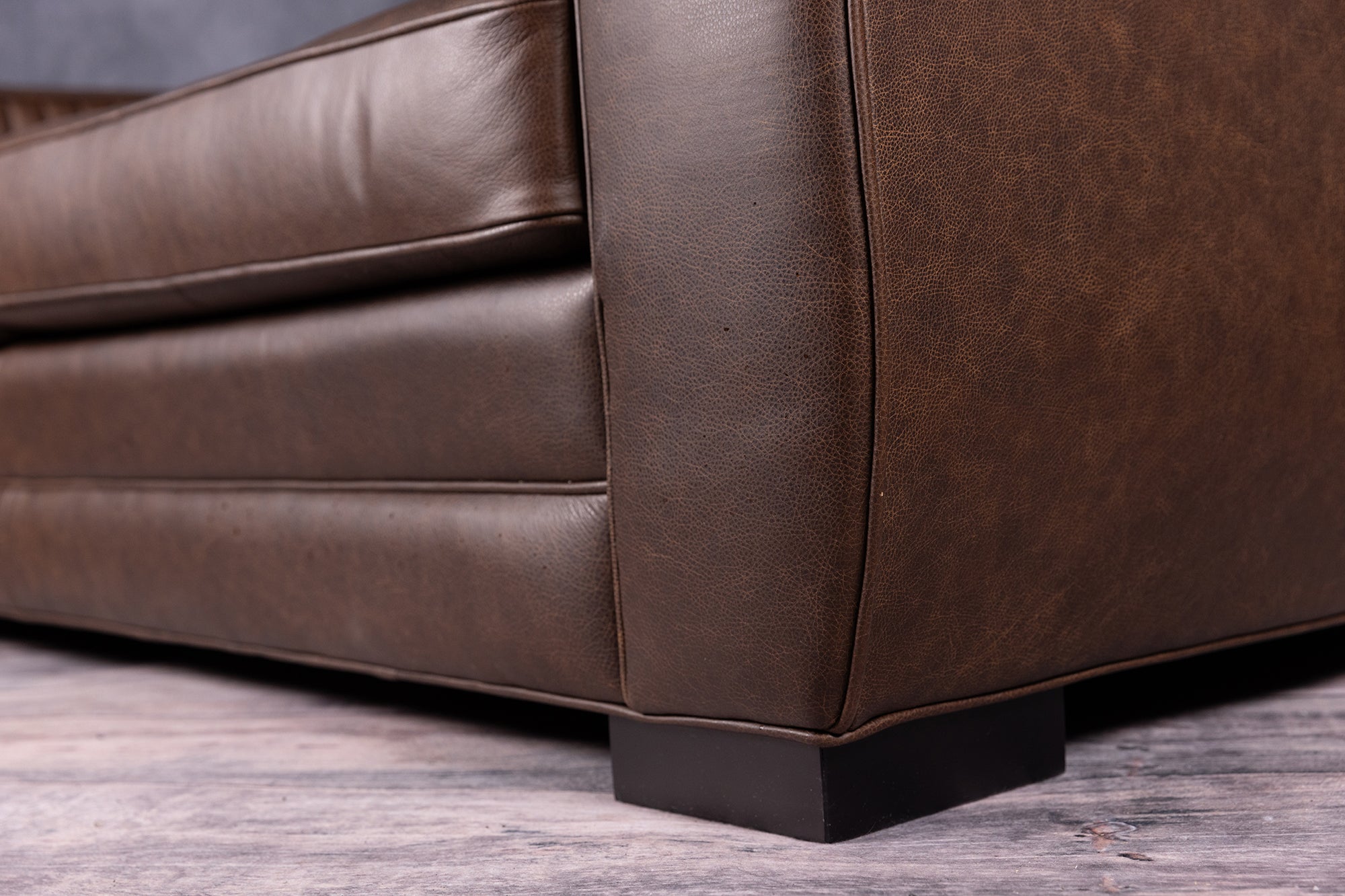SHELBY LEATHER SOFA