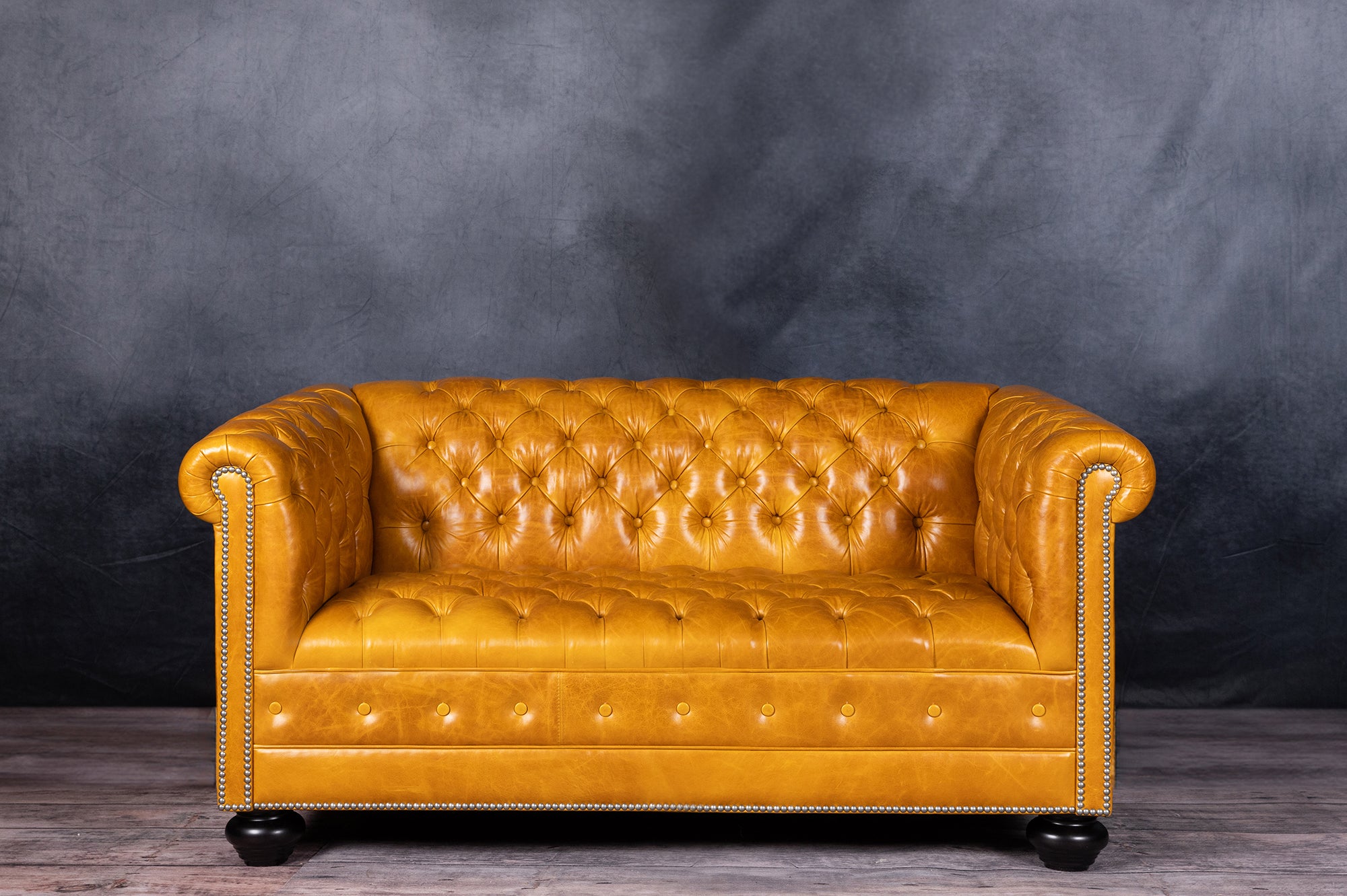 TIMOTHY LEATHER LOVESEAT