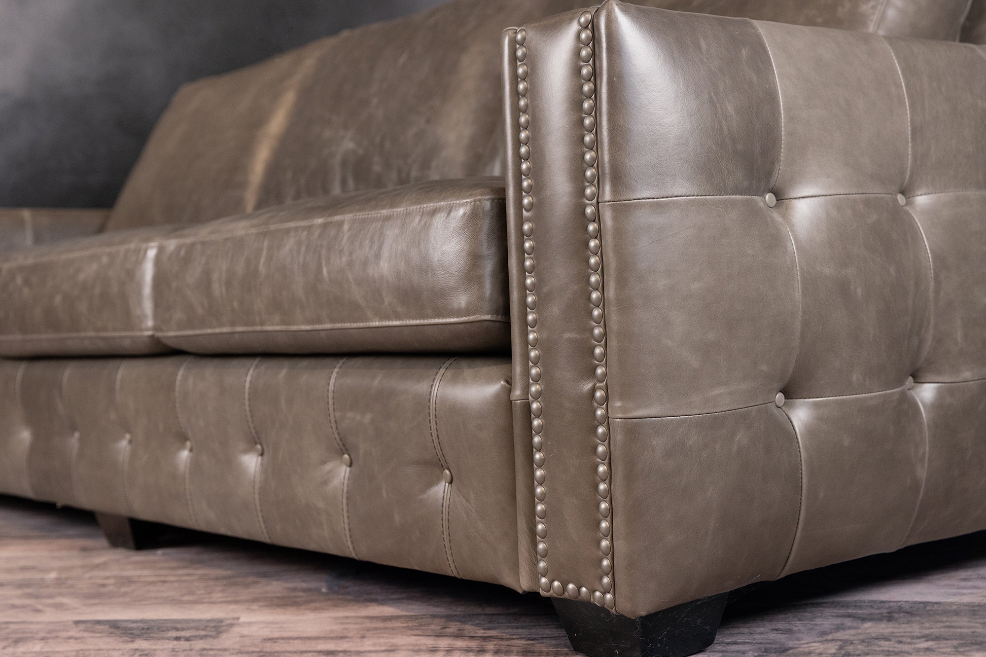 WELLINGTON LEATHER SOFA